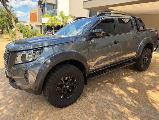 NISSAN FRONTIER 2.3 16V TURBO DIESEL ATTACK CD 4X4 AUTOMÁTICO NISSAN FRONTIER 2.3 16V TURBO DIESEL ATTACK CD 4X4 AUTOMÁTICO